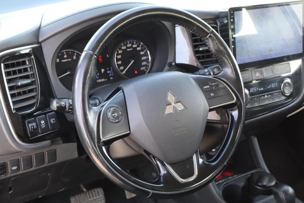 Mitsubishi Outlander III Рестайлинг 2 Санкт-Петербург  - изображение 9