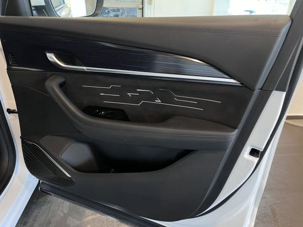 Geely Monjaro I с пробегом 2024 года, цена 3 410 000 рублей, 40723 км, внедорожник, Автокод Объявления