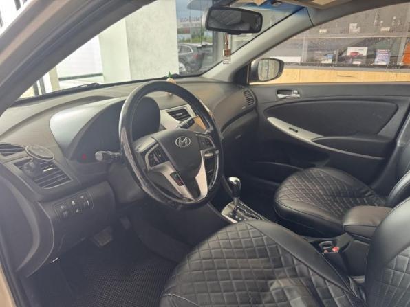 Hyundai Solaris I с пробегом 2013 года, цена 593 000 рублей, 228251 км, седан, Автокод Объявления