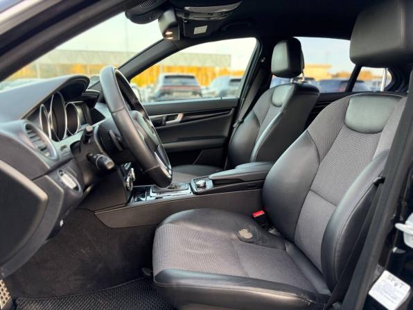 Mercedes-Benz C-Класс III (W204) Рестайлинг с пробегом 2012 года, цена 1 150 000 рублей, 278000 км, седан, Автокод Объявления