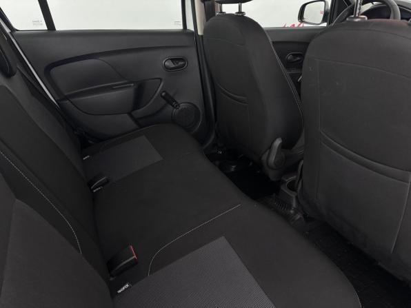 Renault Logan II Рестайлинг с пробегом 2022 года, цена 1 390 000 рублей, 43555 км, седан, Автокод Объявления