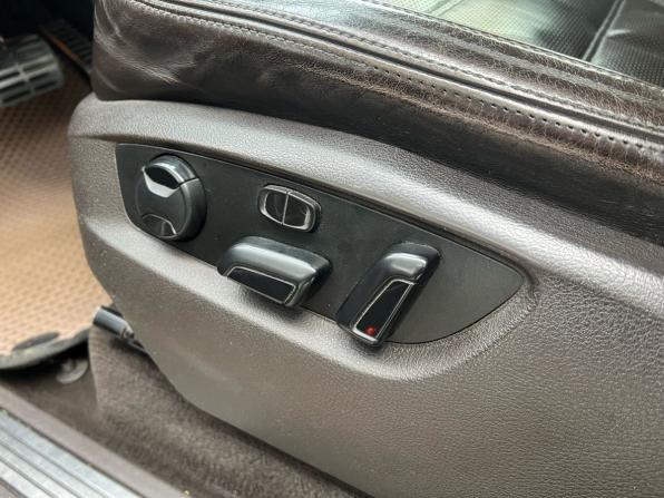 Volkswagen Touareg II с пробегом 2011 года, цена 1 759 000 рублей, 429000 км, внедорожник, Автокод Объявления