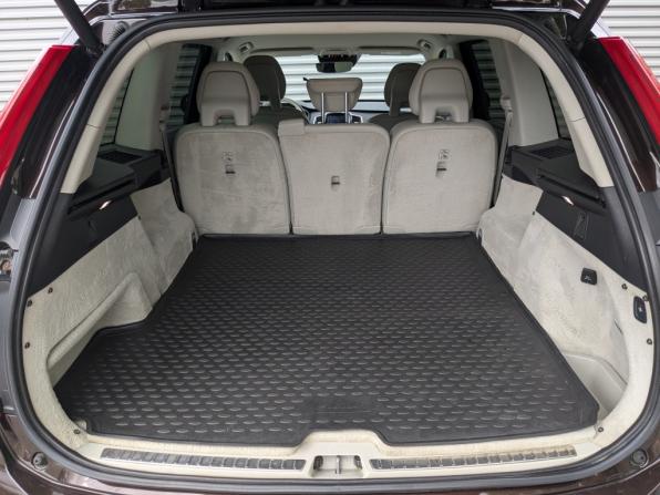 Volvo XC90 II с пробегом 2018 года, цена 3 245 000 рублей, 200505 км, внедорожник, Автокод Объявления