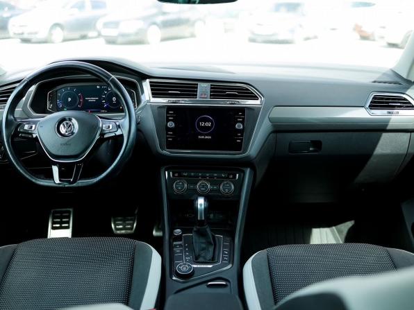 Volkswagen Tiguan II с пробегом 2019 года, цена 2 679 000 рублей, 127890 км, внедорожник, Автокод Объявления