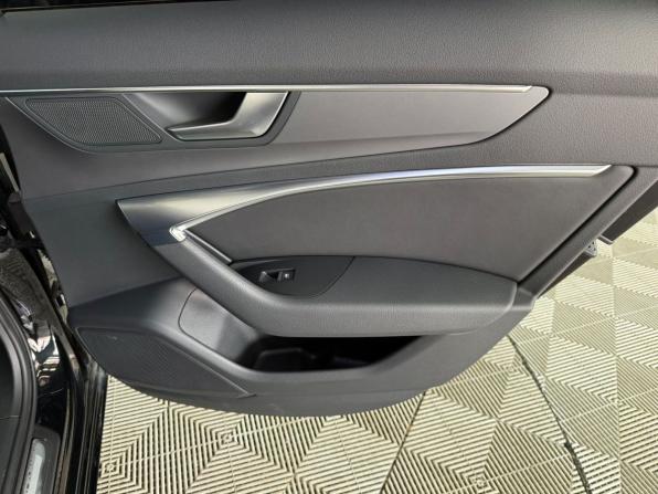 Audi A6 V (C8) с пробегом 2021 года, цена 4 320 000 рублей, 14000 км, седан, Автокод Объявления