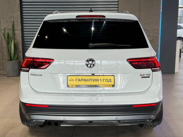 Volkswagen Tiguan II с пробегом 2017 года, цена 2 820 000 рублей, 93031 км, внедорожник, Автокод Объявления