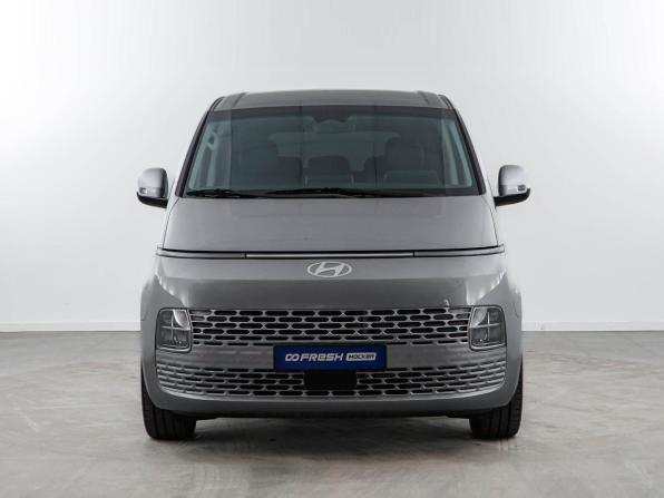 Hyundai Staria I с пробегом 2025 года, цена 6 968 888 рублей, 884 км, минивэн, Автокод Объявления