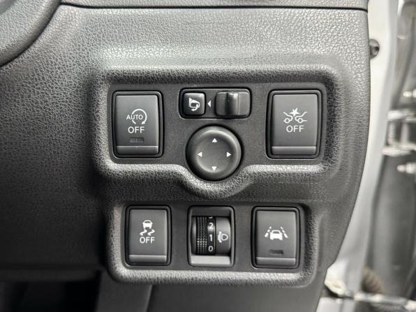 Nissan Note II Рестайлинг с пробегом 2017 года, цена 885 000 рублей, 93650 км, хэтчбек, Автокод Объявления