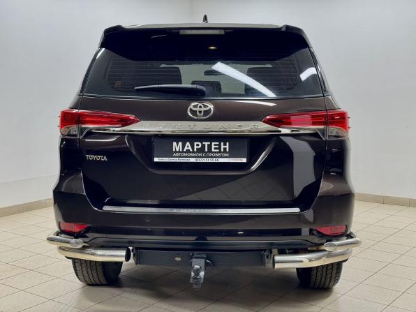 Toyota Fortuner II с пробегом 2018 года, цена 3 310 000 рублей, 204384 км, внедорожник, Автокод Объявления