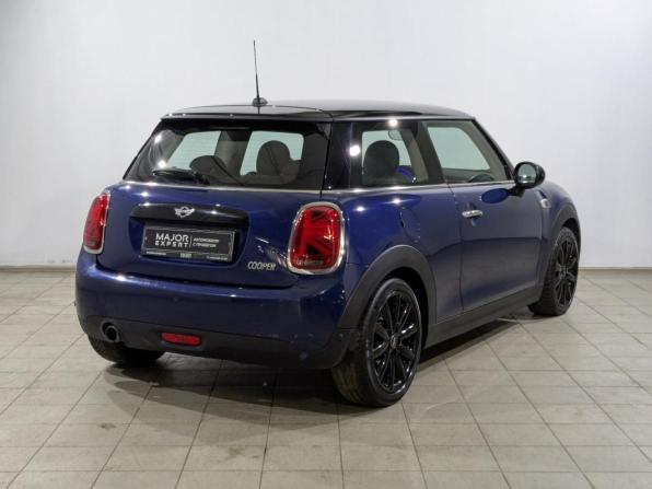 Mini Hatch III (F55/F56) Рестайлинг с пробегом 2018 года, цена 1 695 000 рублей, 100450 км, хэтчбек, Автокод Объявления