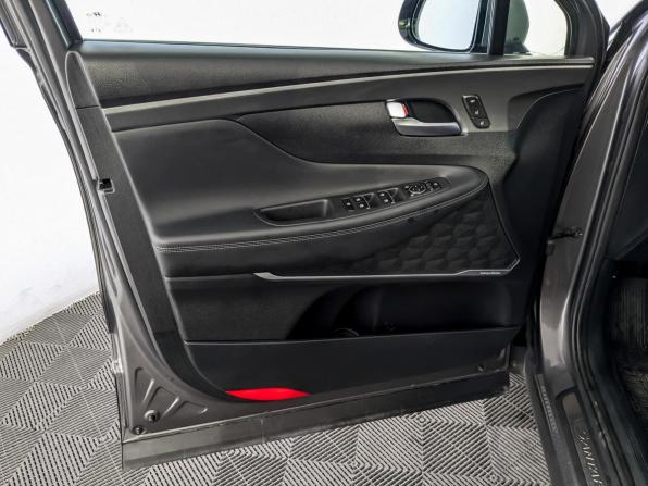 Hyundai Santa Fe IV Рестайлинг с пробегом 2022 года, цена 4 200 000 рублей, 36618 км, внедорожник, Автокод Объявления