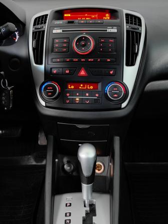 Kia Ceed I Рестайлинг с пробегом 2011 года, цена 674 000 рублей, 130267 км, хэтчбек, Автокод Объявления