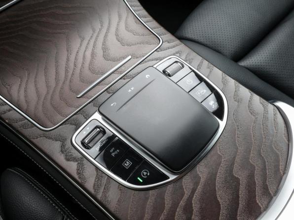 Mercedes-Benz GLC I (X253) Рестайлинг с пробегом 2019 года, цена 4 149 000 рублей, 67938 км, внедорожник, Автокод Объявления