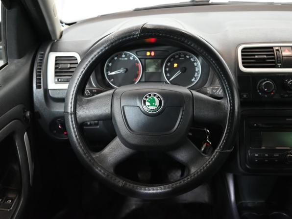 Skoda Roomster I Рестайлинг с пробегом 2010 года, цена 420 000 рублей, 199749 км, минивэн, Автокод Объявления