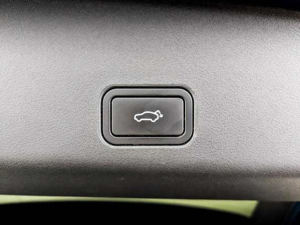 Geely Monjaro I с пробегом 2023 года, цена 2 950 000 рублей, 78419 км, внедорожник, Автокод Объявления