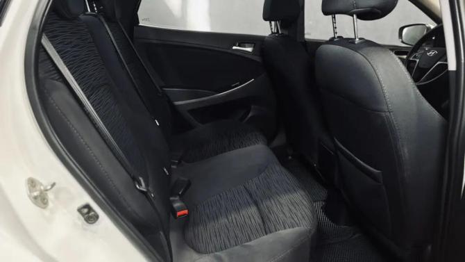 Hyundai Solaris I Рестайлинг с пробегом 2015 года, цена 903 000 рублей, 128000 км, седан, Автокод Объявления