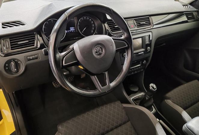 Skoda Rapid I с пробегом 2016 года, цена 1 370 000 рублей, 60000 км, лифтбек, Автокод Объявления