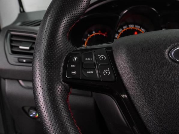 Lada (ВАЗ) Vesta I с пробегом 2019 года, цена 899 000 рублей, 120690 км, седан, Автокод Объявления