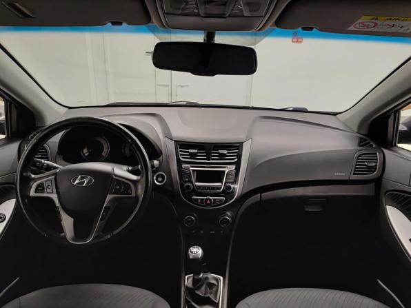 Hyundai Solaris I Рестайлинг с пробегом 2014 года, цена 748 000 рублей, 211600 км, седан, Автокод Объявления