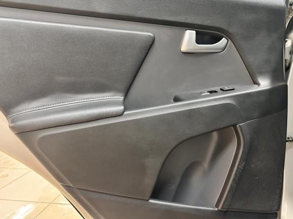 Kia Sportage III с пробегом 2011 года, цена 1 190 000 рублей, 217192 км, внедорожник, Автокод Объявления