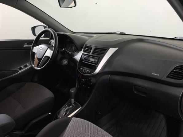 Hyundai Solaris I с пробегом 2013 года, цена 819 000 рублей, 116016 км, седан, Автокод Объявления
