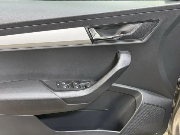 Skoda Karoq I с пробегом 2021 года, цена 2 299 000 рублей, 110000 км, внедорожник, Автокод Объявления