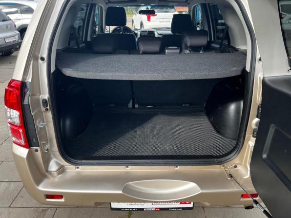 Suzuki Grand Vitara II Рестайлинг с пробегом 2011 года, цена 927 800 рублей, 281110 км, внедорожник, Автокод Объявления