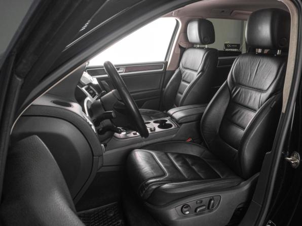 Volkswagen Touareg II Рестайлинг с пробегом 2015 года, цена 2 647 000 рублей, 186594 км, внедорожник, Автокод Объявления