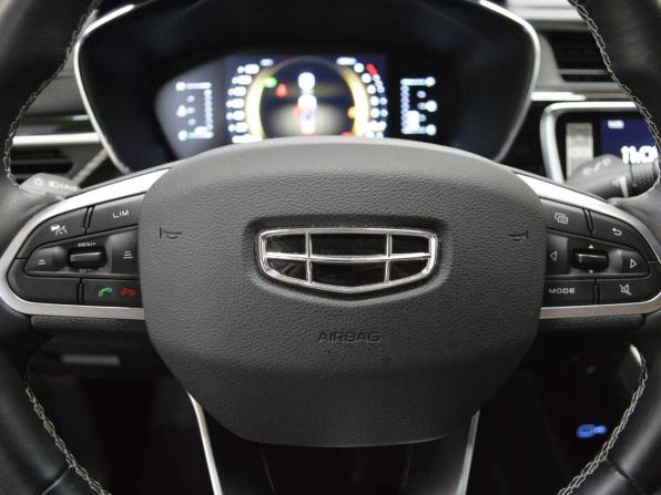 Geely Atlas Pro с пробегом 2024 года, цена 2 275 000 рублей, 28700 км, внедорожник, Автокод Объявления