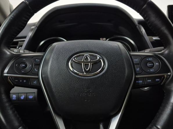 Toyota Camry VIII (XV70) Рестайлинг с пробегом 2021 года, цена 3 300 000 рублей, 51409 км, седан, Автокод Объявления