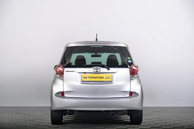 Toyota Ractis II с пробегом 2014 года, цена 1 229 000 рублей, 81555 км, хэтчбек, Автокод Объявления