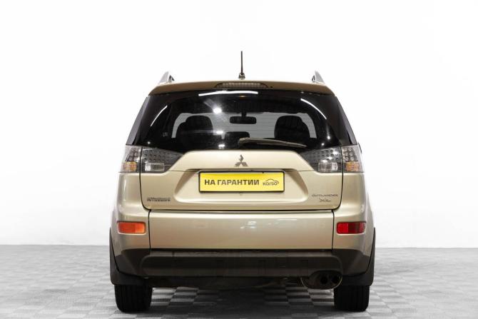 Mitsubishi Outlander II с пробегом 2008 года, цена 1 149 000 рублей, 235000 км, внедорожник, Автокод Объявления