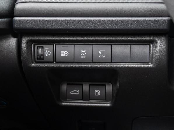 Toyota Camry IX (XV80) China Market с пробегом 2026 года, цена 4 240 000 рублей, 20 км, седан, Автокод Объявления
