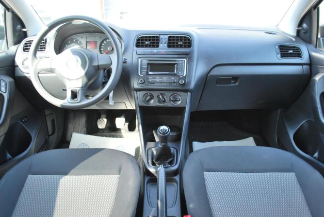 Volkswagen Polo V с пробегом 2013 года, цена 855 000 рублей, 102100 км, седан, Автокод Объявления