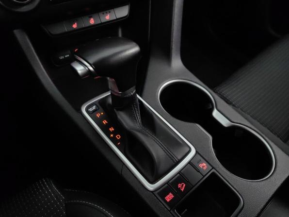 Kia Sportage IV с пробегом 2017 года, цена 1 715 000 рублей, 123000 км, внедорожник, Автокод Объявления