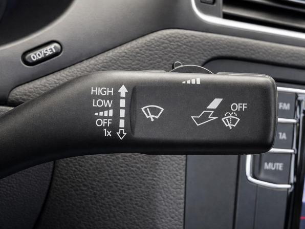 Volkswagen Jetta VI с пробегом 2014 года, цена 1 277 000 рублей, 103840 км, седан, Автокод Объявления