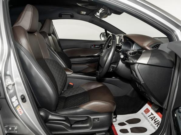 Toyota C-HR I с пробегом 2018 года, цена 2 000 000 рублей, 77355 км, внедорожник, Автокод Объявления