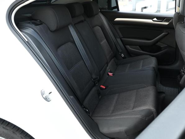 Volkswagen Passat B8 с пробегом 2016 года, цена 1 715 000 рублей, 207391 км, седан, Автокод Объявления