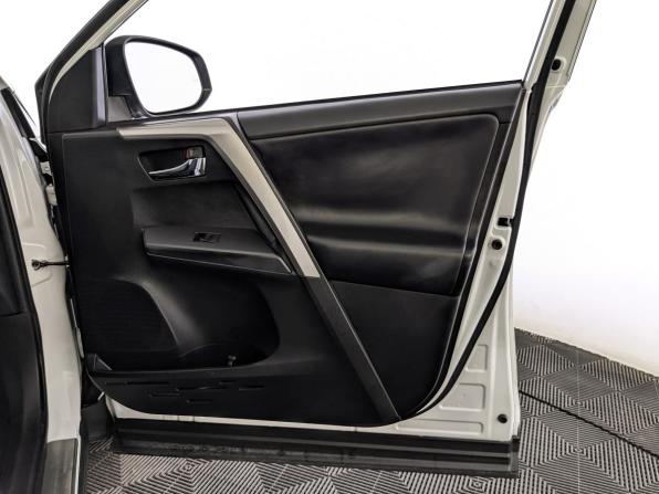 Toyota RAV4 IV (XA40) Рестайлинг с пробегом 2019 года, цена 2 670 000 рублей, 154437 км, внедорожник, Автокод Объявления