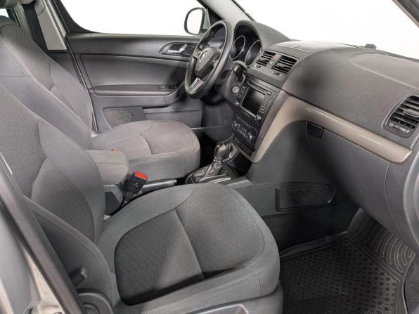 Skoda Yeti I Рестайлинг с пробегом 2014 года, цена 1 199 500 рублей, 174000 км, внедорожник, Автокод Объявления