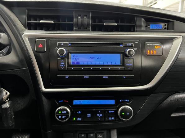 Toyota Auris II с пробегом 2013 года, цена 890 000 рублей, 179650 км, хэтчбек, Автокод Объявления