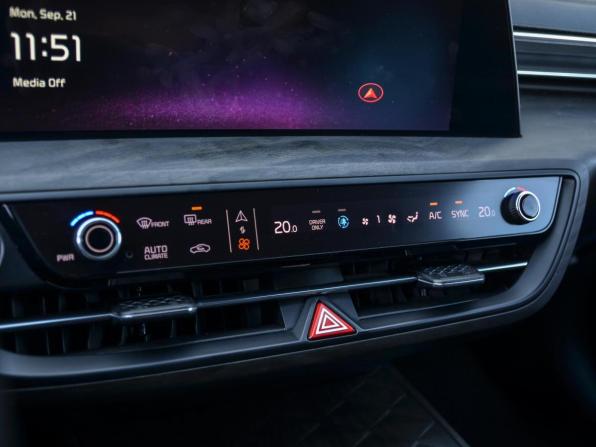Kia K8 I с пробегом 2022 года, цена 3 299 000 рублей, 149245 км, седан, Автокод Объявления