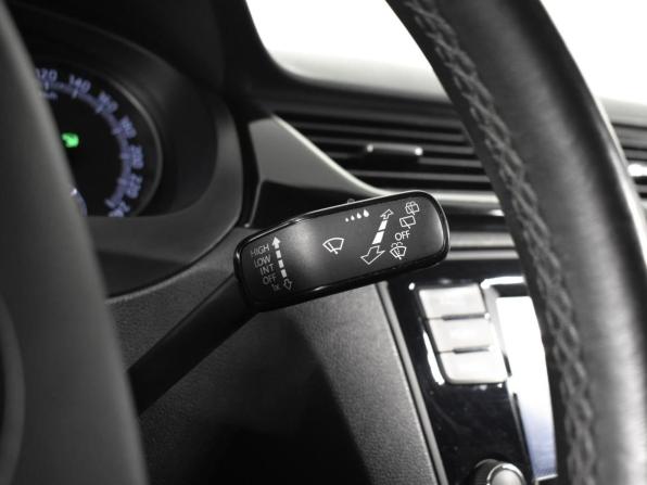 Skoda Rapid I Рестайлинг с пробегом 2019 года, цена 1 563 200 рублей, 69168 км, седан, Автокод Объявления