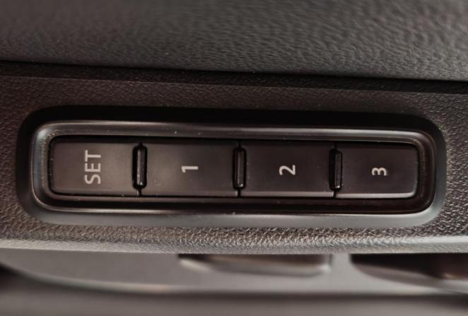 Volkswagen Tiguan II с пробегом 2017 года, цена 2 400 000 рублей, 175235 км, внедорожник, Автокод Объявления