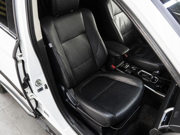 Mitsubishi Outlander III Рестайлинг 2 с пробегом 2017 года, цена 1 879 000 рублей, 267341 км, внедорожник, Автокод Объявления