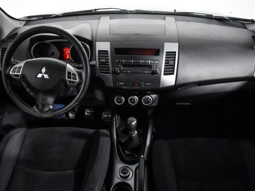 Mitsubishi Outlander II Санкт-Петербург  - изображение 16