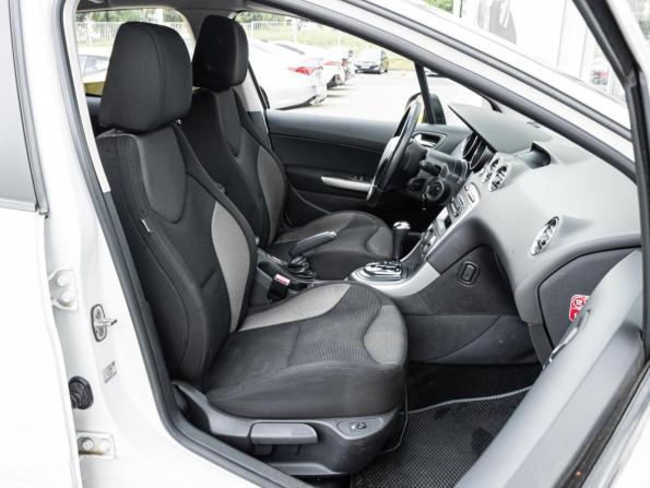 Peugeot 308 I Рестайлинг с пробегом 2012 года, цена 598 000 рублей, 118386 км, хэтчбек, Автокод Объявления