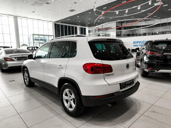 Volkswagen Tiguan I Рестайлинг с пробегом 2012 года, цена 1 050 000 рублей, 213896 км, внедорожник, Автокод Объявления
