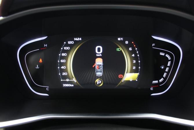 Belgee X50 с пробегом 2025 года, цена 2 180 000 рублей, 3979 км, внедорожник, Автокод Объявления