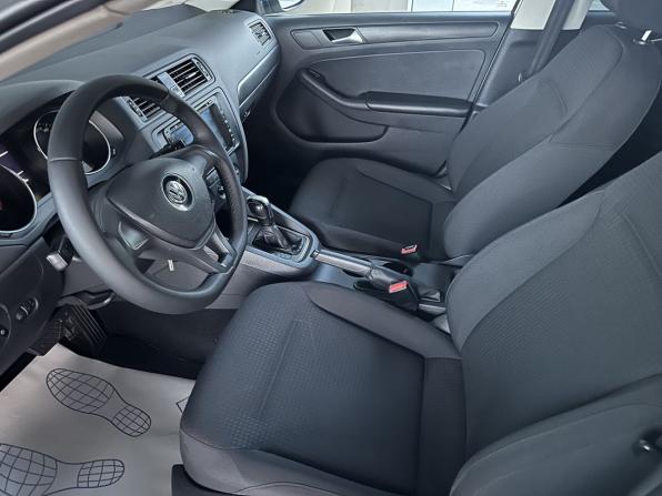 Volkswagen Jetta VI с пробегом 2015 года, цена 999 000 рублей, 97189 км, седан, Автокод Объявления